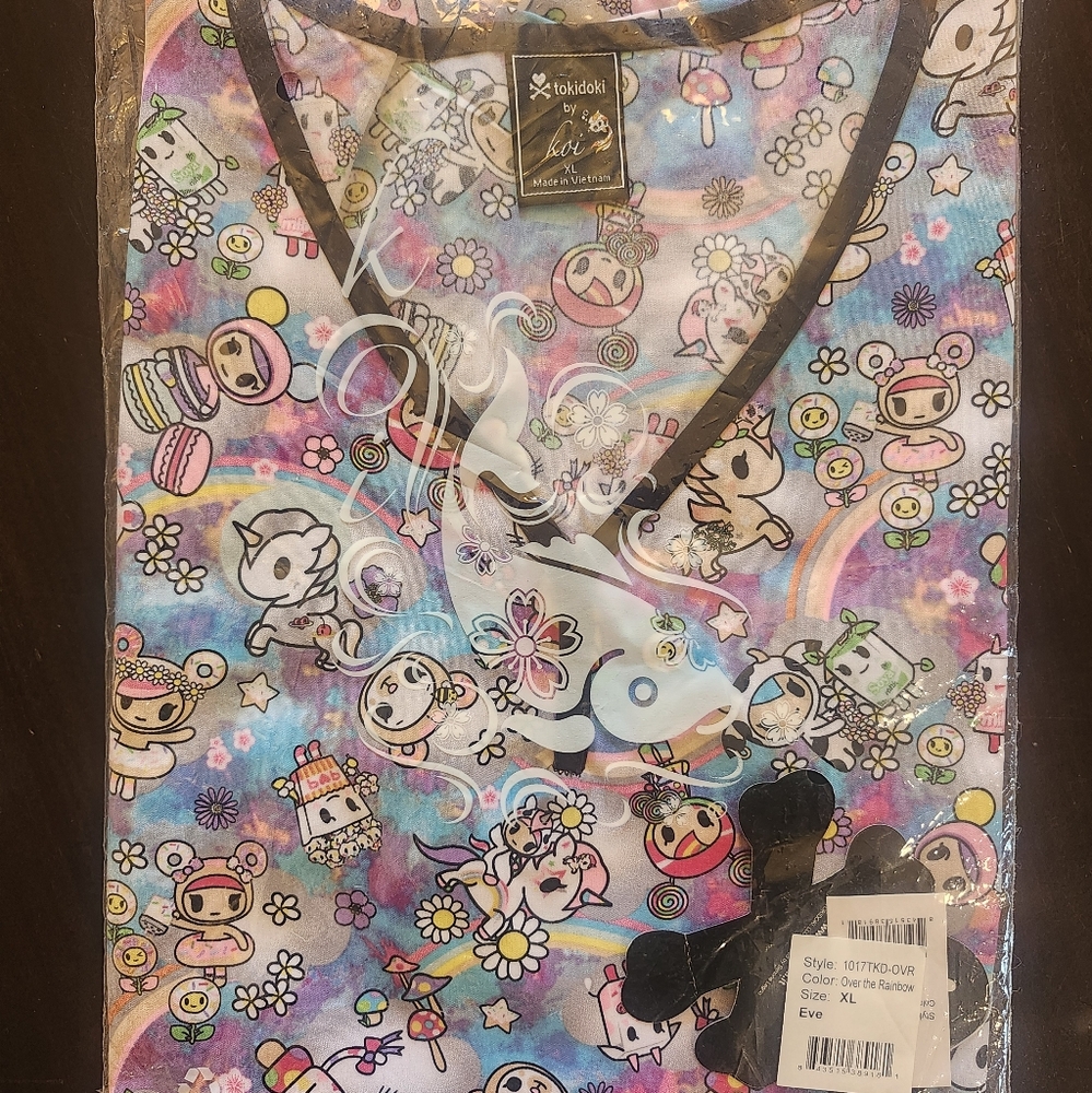 Women's Koi Tokidoki scrub top